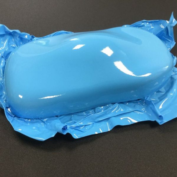 ⁦ציפוי ויניל מבריק תכלת - Kpmf⁩ – תמונה ⁦3⁩